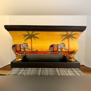 Decorative Elephant Motif Wooden Planter